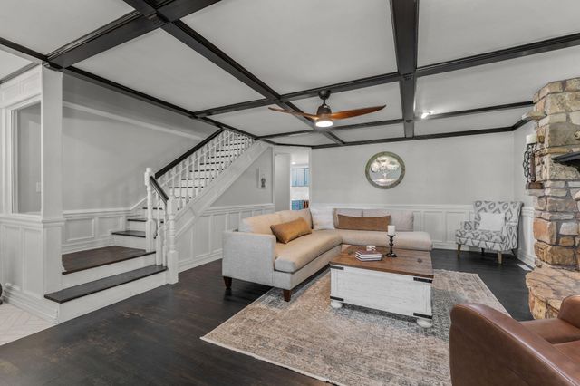 2311 South Golden Avenue, Springfield, MO 65807