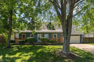 2311 South Golden Avenue, Springfield, MO 65807