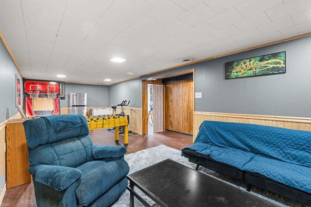 521 NEWHALL STREET, Green Bay, WI 54301