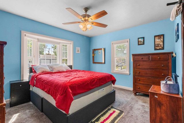 521 NEWHALL STREET, Green Bay, WI 54301