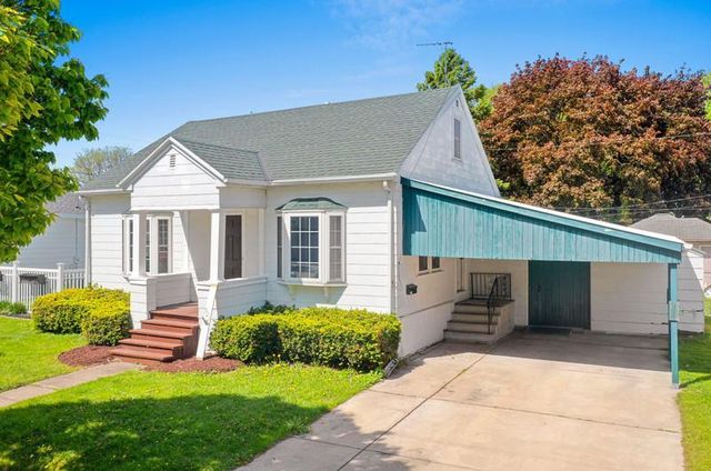 521 NEWHALL STREET, Green Bay, WI 54301