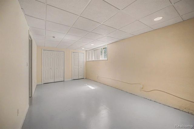 1390 Patricia Avenue, Ann Arbor, MI 48103