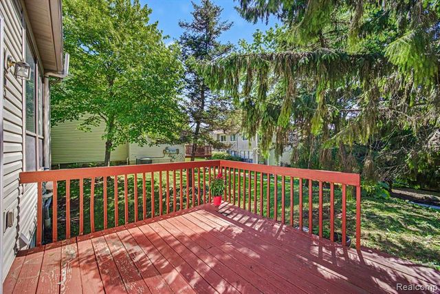 1390 Patricia Avenue, Ann Arbor, MI 48103