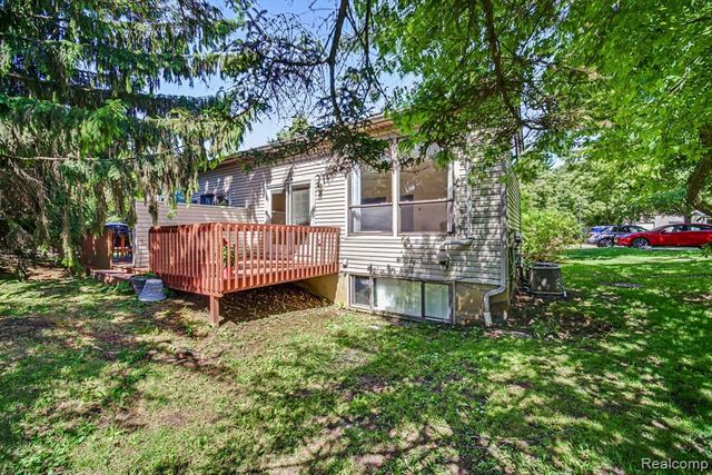 1390 Patricia Avenue, Ann Arbor, MI 48103
