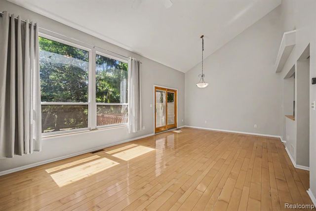 1390 Patricia Avenue, Ann Arbor, MI 48103