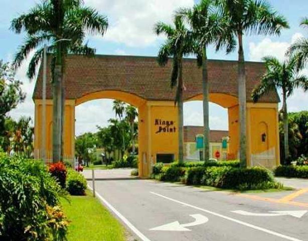 376 Flanders H, Delray Beach, FL 33484