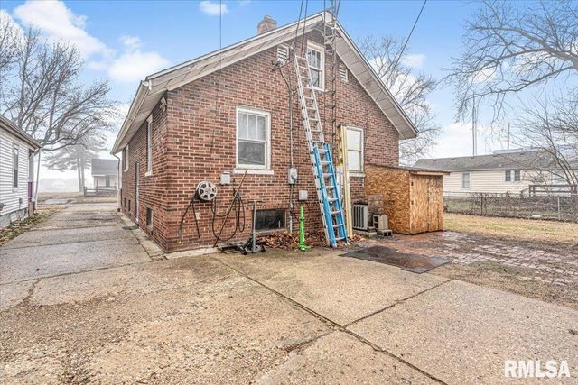 1123 E MILLER Street, Springfield, IL 62702