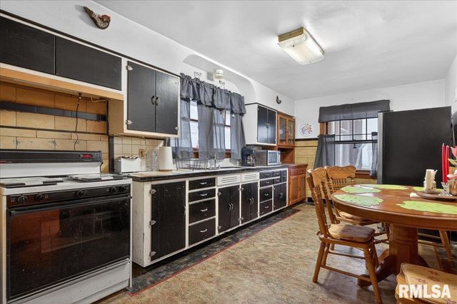 1123 E MILLER Street, Springfield, IL 62702