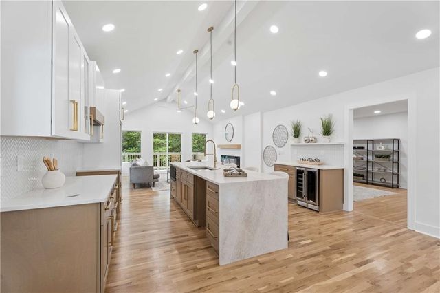 1818 Briarlake Circle, Decatur, GA 30033