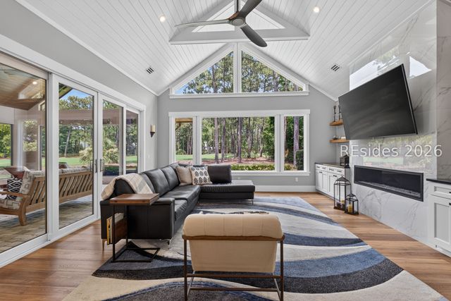 31 Oyster Bay Pl, Hilton Head Island, SC 29926