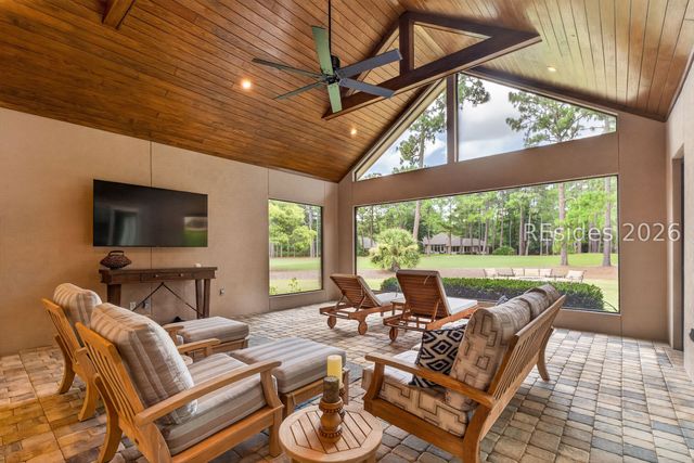 31 Oyster Bay Pl, Hilton Head Island, SC 29926