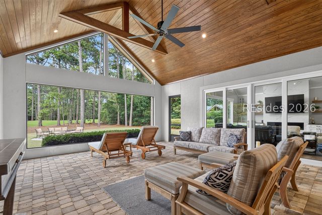 31 Oyster Bay Pl, Hilton Head Island, SC 29926