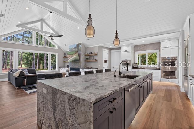 31 Oyster Bay Pl, Hilton Head Island, SC 29926