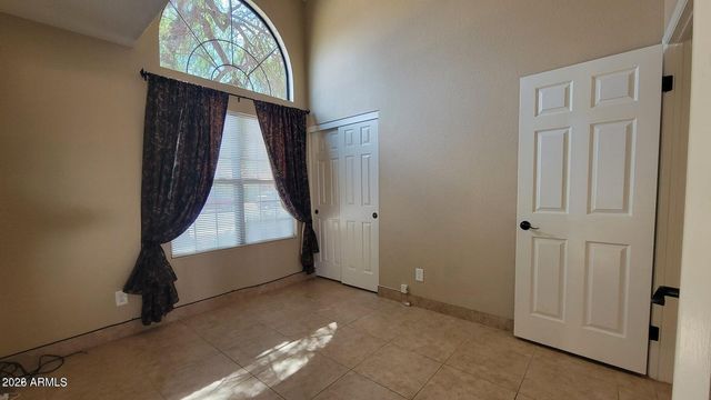 1838 E SECRETARIAT Drive, Tempe, AZ 85284