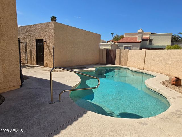 1838 E SECRETARIAT Drive, Tempe, AZ 85284