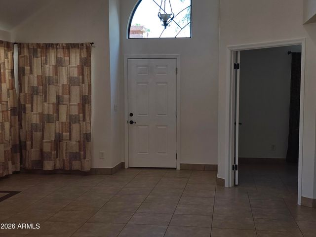 1838 E SECRETARIAT Drive, Tempe, AZ 85284