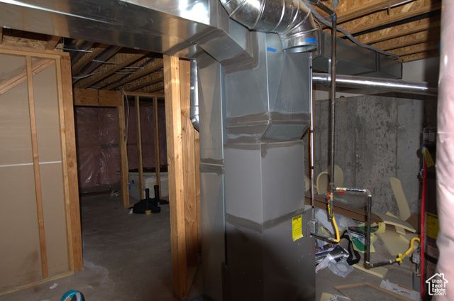 831 N GLEN EAGLE CT, Tooele, UT 84074