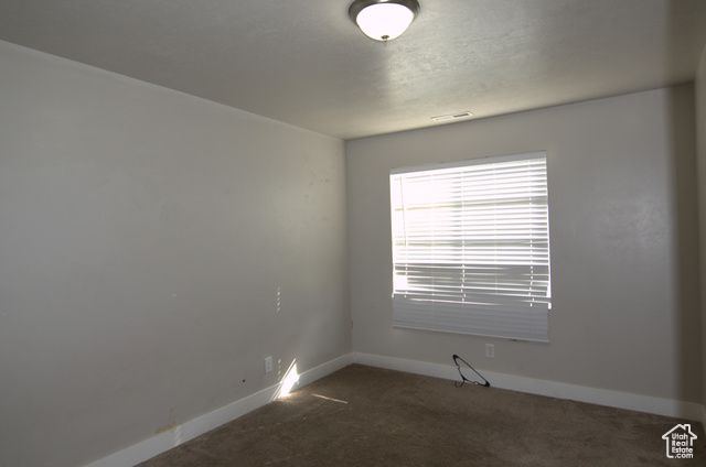 831 N GLEN EAGLE CT, Tooele, UT 84074