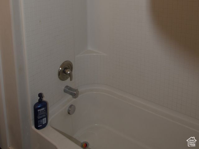 831 N GLEN EAGLE CT, Tooele, UT 84074