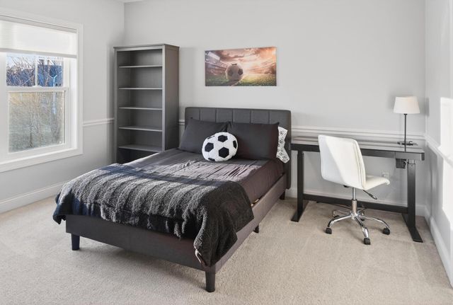 9889 Frederick Place, Eden Prairie, MN 55347