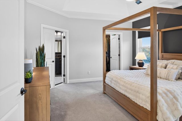 9889 Frederick Place, Eden Prairie, MN 55347