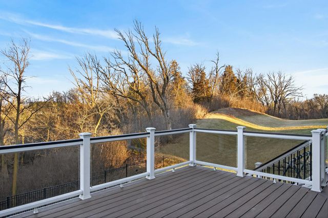 9889 Frederick Place, Eden Prairie, MN 55347