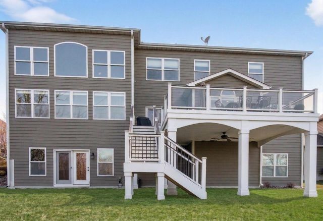 9889 Frederick Place, Eden Prairie, MN 55347