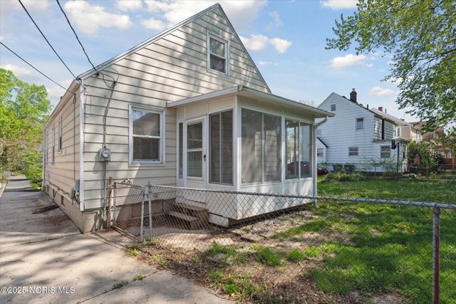1901 Alvin Street, Toledo, OH 43607
