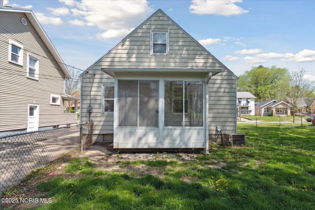 1901 Alvin Street, Toledo, OH 43607