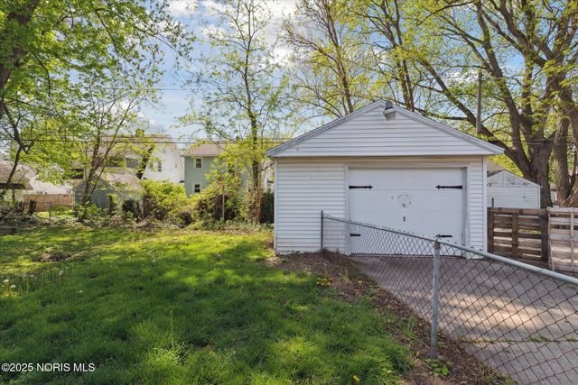 1901 Alvin Street, Toledo, OH 43607