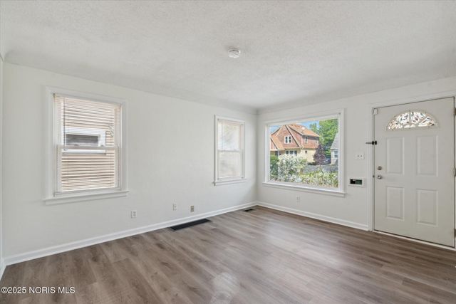 1901 Alvin Street, Toledo, OH 43607