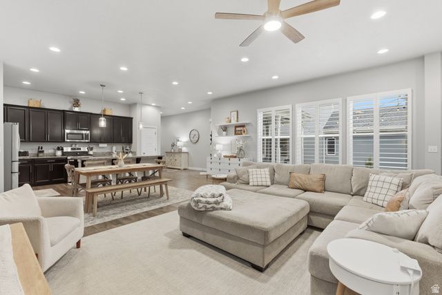 11348 S SANDBANK WAY, South Jordan, UT 84009