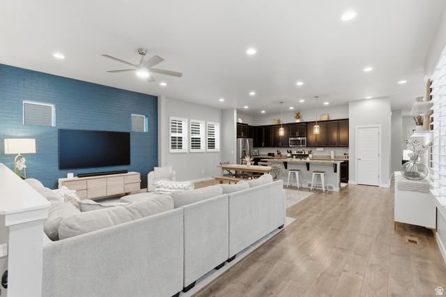 11348 S SANDBANK WAY, South Jordan, UT 84009