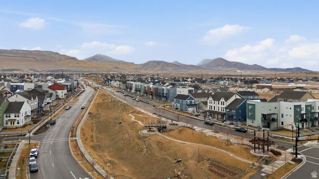 11348 S SANDBANK WAY, South Jordan, UT 84009