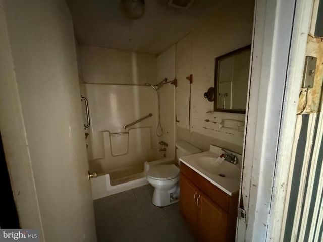 3154 FLAT RUN RD, Locust Grove, VA 22508