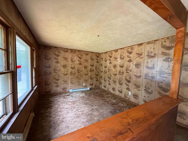 3154 FLAT RUN RD, Locust Grove, VA 22508