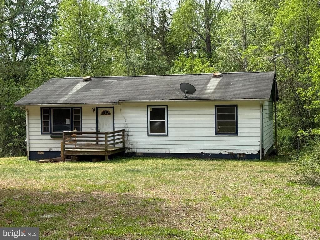 3154 FLAT RUN RD, Locust Grove, VA 22508