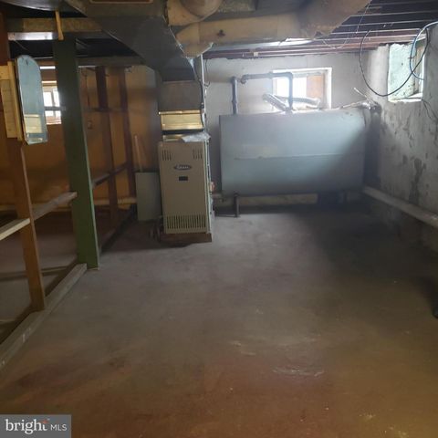 12 N LIMERICK RD, Royersford, PA 19468