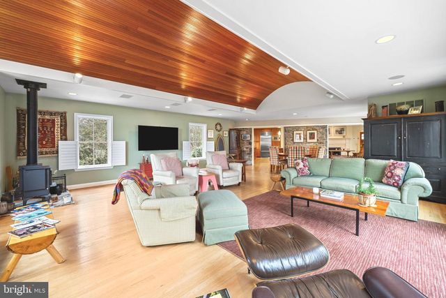6507 DARNALL RD, Towson, MD 21204
