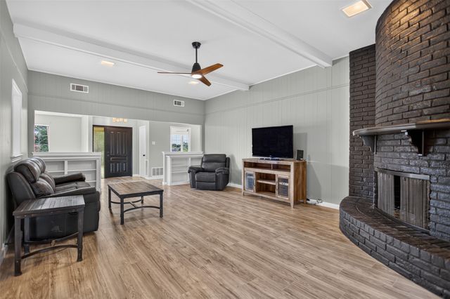 2303 Mccoy Road, Carrollton, TX 75006