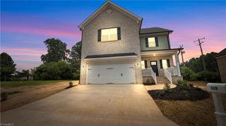 115 Glasmere Court, Winston-salem, NC 27101