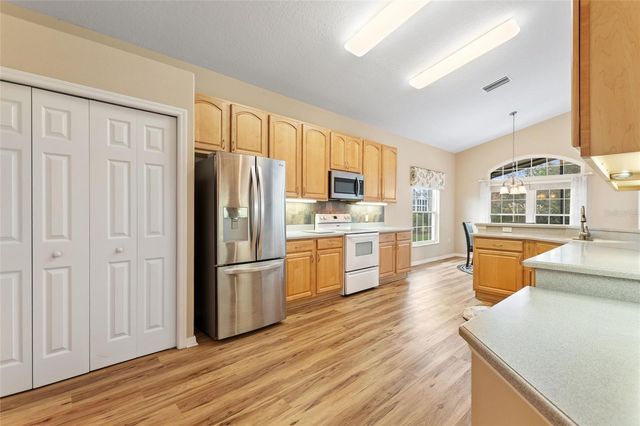 832 CUNNINGHAM DR, Davenport, FL 33837