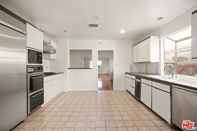 486 S Sherbourne Drive, Los Angeles, CA 90048