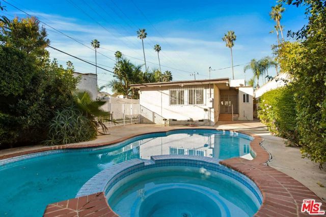 486 S Sherbourne Drive, Los Angeles, CA 90048