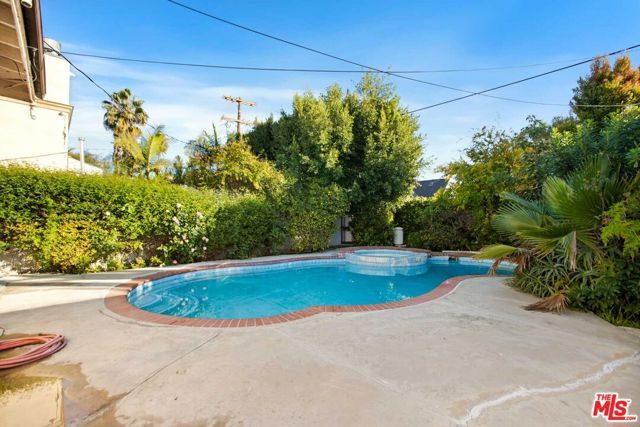 486 S Sherbourne Drive, Los Angeles, CA 90048