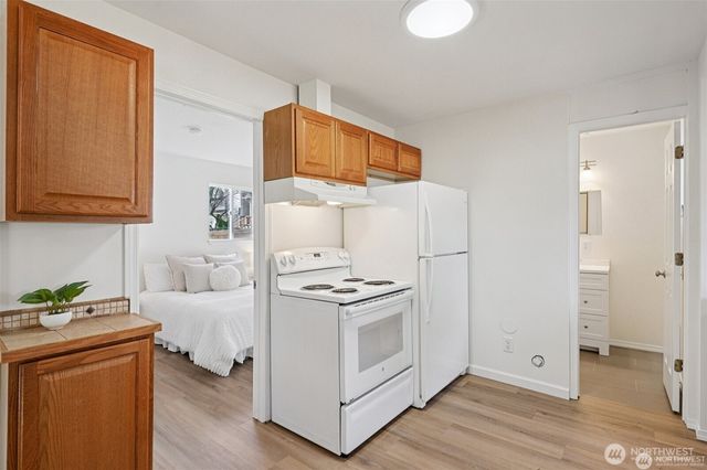 1213 S J Street, Tacoma, WA 98405