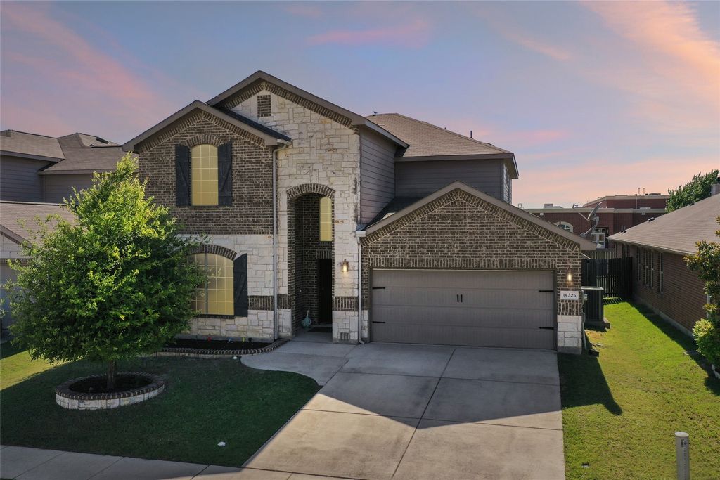 14325 Artisan Drive, Fort Worth, TX 76177