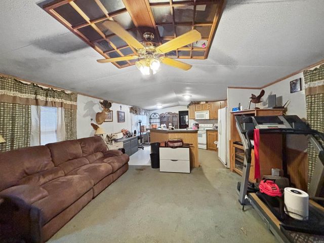 2666 Wine Dot Road, Malvern, AR 72104