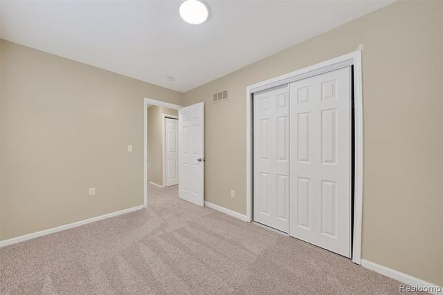 15654 Isabelle Street, Romulus, MI 48174