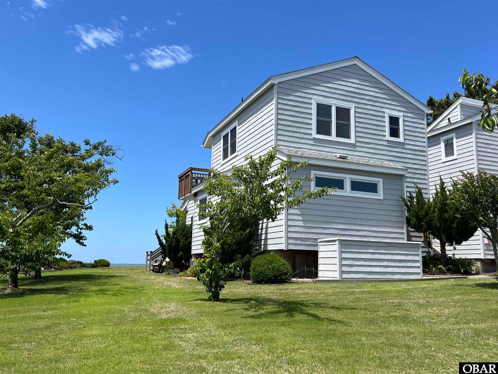 Image 2 of property listing at 1318 Duck Rd # G, Duck, NC 27949